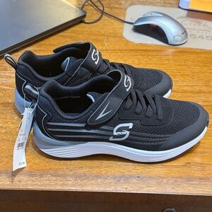 Skechers Black and White Youth Sneakers Sz 4